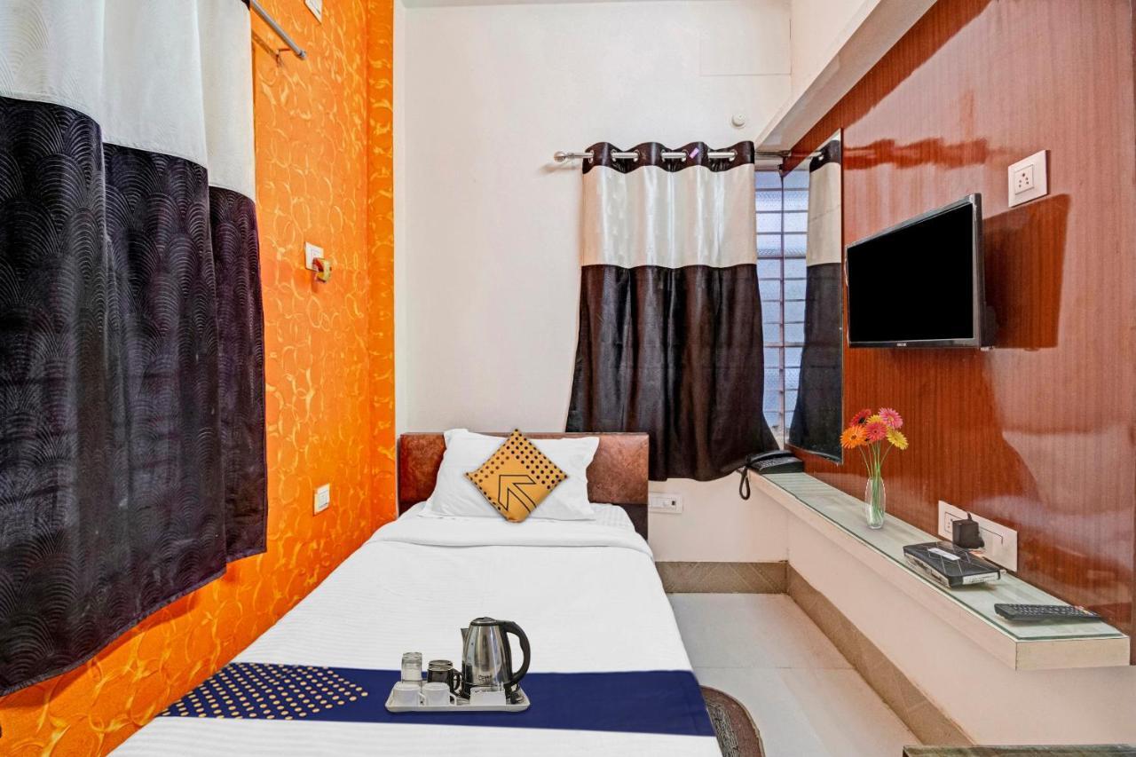 Spot On Hotel Stay In Koch Bihār Eksteriør billede